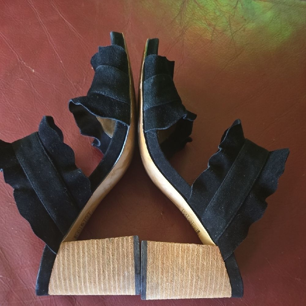 Free People: Ruffly & Strappy Suede Block Heel Sandals, Black, Women's 8 (38) - Picture 7 of 9